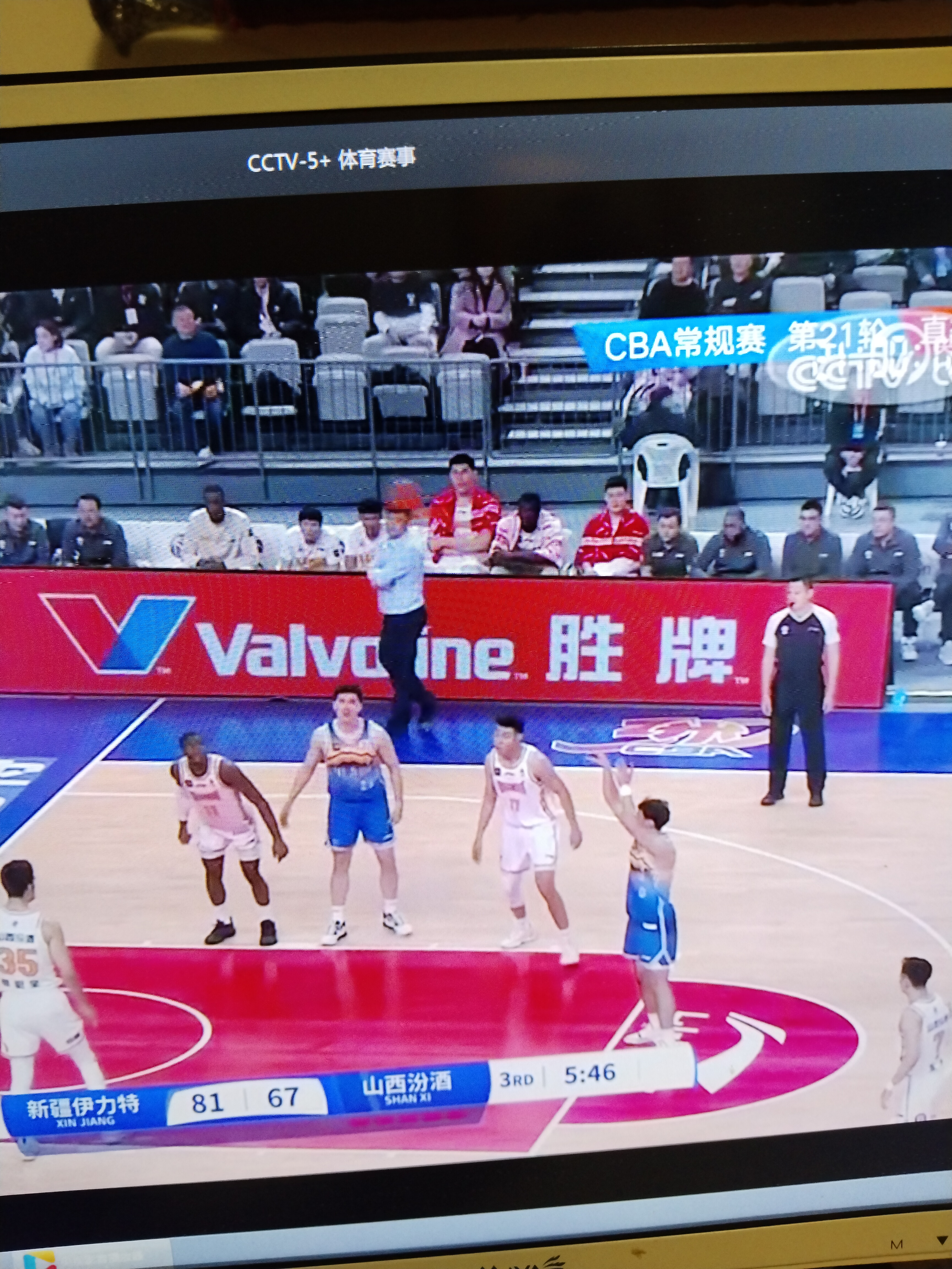 包含天津男篮惊险取胜，山西痛失季后赛席位的词条