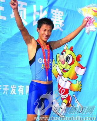 三亿体育官网-日本选手摘得铁人三项金牌，实力超群(日本选手摘得铁人三项金牌,实力超群的是谁)