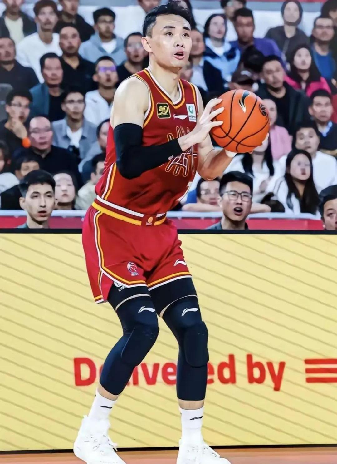三亿体育app-格鲁吉亚男篮奋力拼搏，成功夺魁